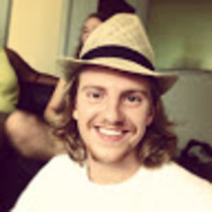 Meet your Posher, Zachary